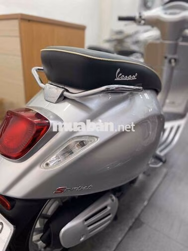 Piaggio Vespa Sprint IGET ABS Bạc