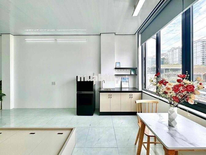 CHO THUÊ CĂN HỘ CỬA SỔ THOÁNG , 40m2 - NGAY CẦU LÊ VĂN SỸ QUẬN 3