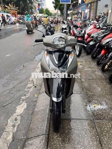Honda SH Mode ABS 2022 Xám Đã sử dụng