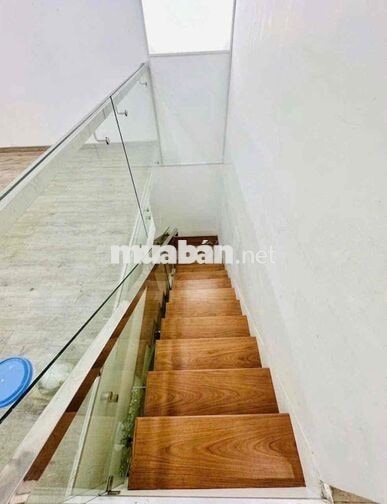 Cho thuê nhà mặt tiền sát Vincom Quang Trung phường 10