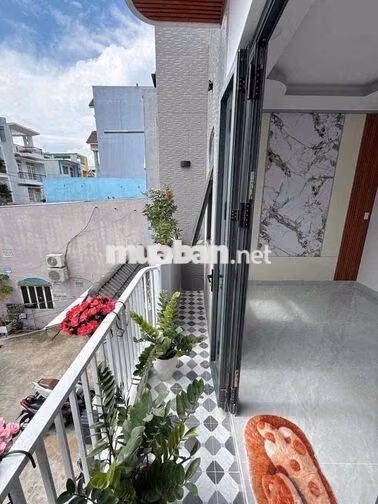 Bùi Tư Toàn Bình Tân hẻm 7m DT 4,9x9,5m giá 5,79 tỷ.
