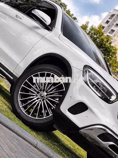 Mercedes-Benz GLC200 4MATIC 2021 Trắng Tự động