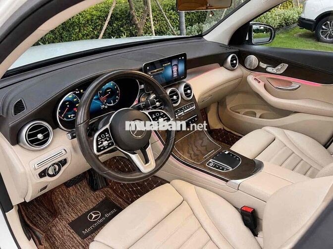 Mercedes-Benz GLC200 4MATIC 2021 Trắng Tự động