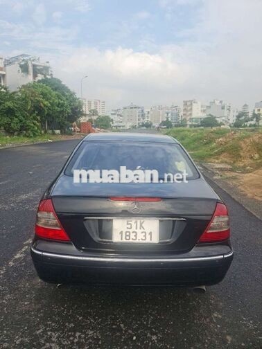 Mercedes E200 2004 Đen Sài Gòn