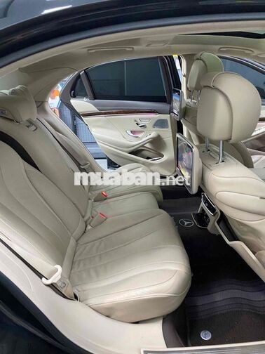 Mercedes-Benz S400 Đen Da 5 Chỗ