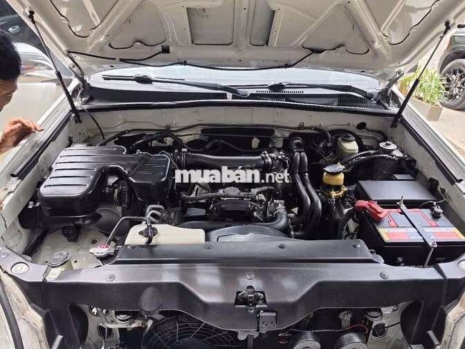 Toyota Land Cruiser Prado Trắng Số sàn 5 chỗ