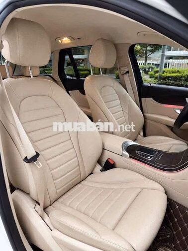 Mercedes-Benz GLC200 4MATIC 2021 Trắng Tự động