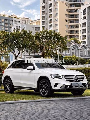 Mercedes-Benz GLC200 4MATIC 2021 Trắng Tự động
