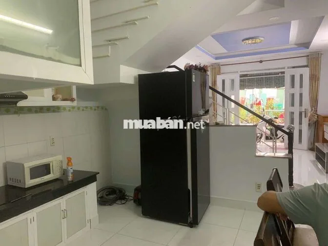 Nhà sổ hồng riêng gần làng đại học phước kiển .