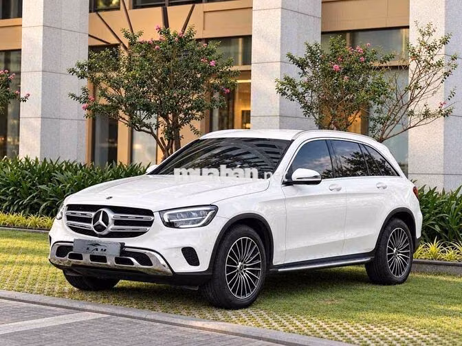 Mercedes-Benz GLC200 4MATIC 2021 Trắng Tự động
