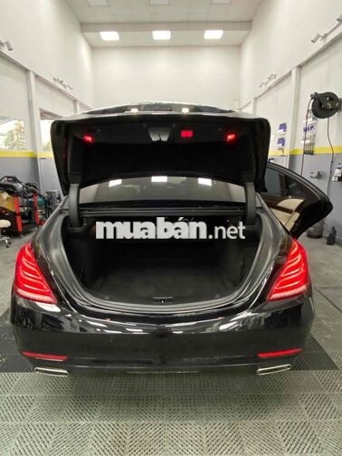 Mercedes-Benz S400 Đen Da 5 Chỗ