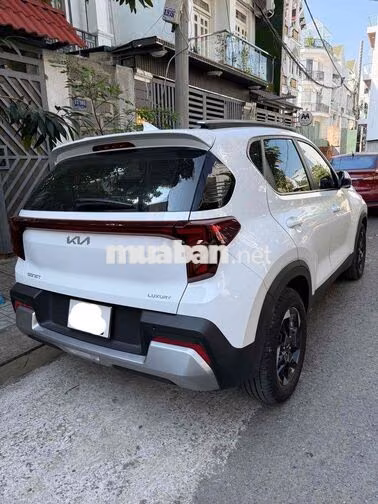 Kia Sonet Luxury Trắng 7000 km