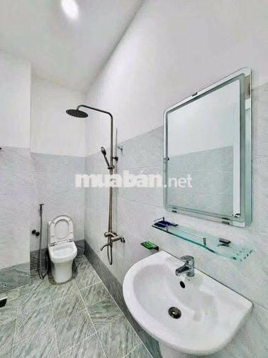 Cho thuê gấp nhà Nguyễn Công Hoan , Quận Phú Nhuận