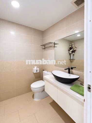 CHO THUÊ CĂN HỘ ORIENTAL PLAZA 2PN 2WC 83M² NỘI THẤT CƠ BẢN – 12,5 TR