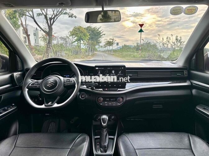 Suzuki XL7 Hybrid 2025 Trắng 1.5 vạn