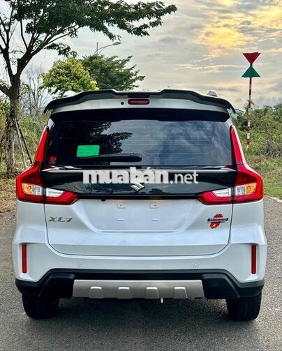 Suzuki XL7 Hybrid 2025 Trắng 1.5 vạn