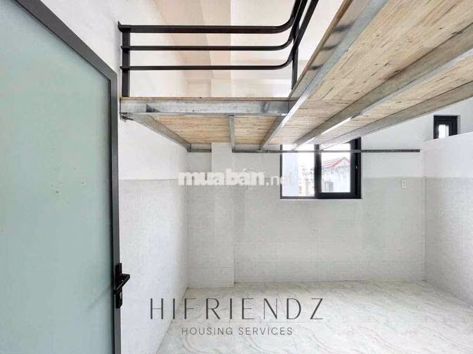 PHÒNG CỬA SỔ TRỜI - CÓ MÁY LẠNH - THANG MÁY MỚI - TÔ HIỆU SÁT VHU