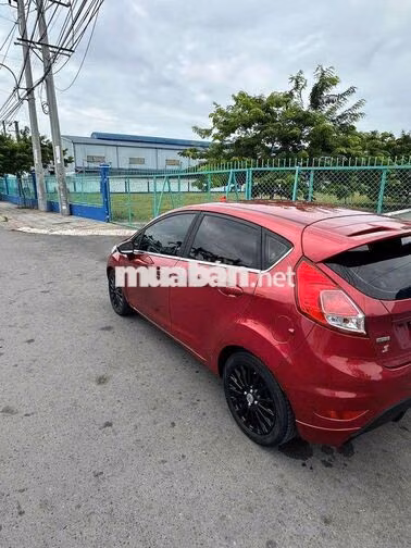 Ford Fiesta 1.0 Đỏ