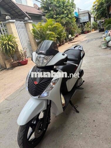 cần bán 1 bé Sh mẫu ý hàng 3 cục 125i máy zin ❤️