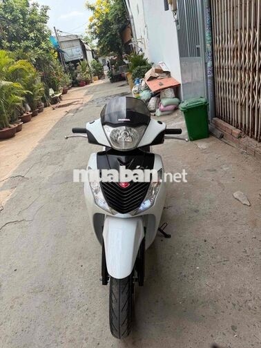 cần bán 1 bé Sh mẫu ý hàng 3 cục 125i máy zin ❤️