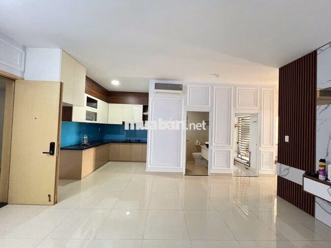 Cho Thuê CC Oriental Plaza 685 Âu Cơ Giá 12tr, 85m2, 2PN, 2WC.