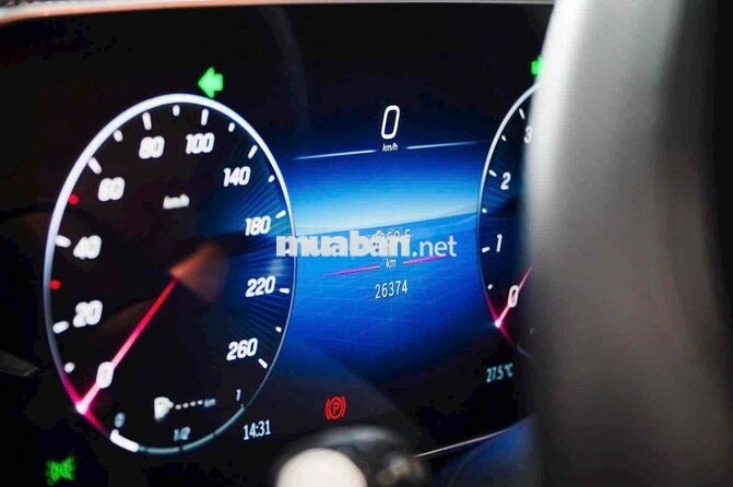 Mercedes GLC300 4Matic V1 2024 Lướt 26.000km