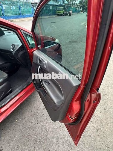Ford Fiesta 1.0 Đỏ