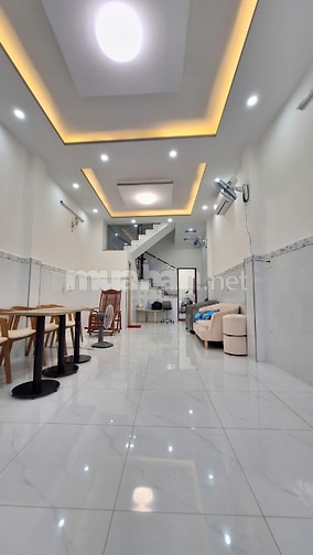 KẸT TIỀN CẦN BÁN GẤP NHÀ ĐẸP HXH  THIÊN PHƯỚC P.9 TÂN BÌNH 