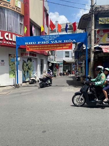 KẸT TIỀN CẦN BÁN GẤP NHÀ ĐẸP HXH  THIÊN PHƯỚC P.9 TÂN BÌNH 