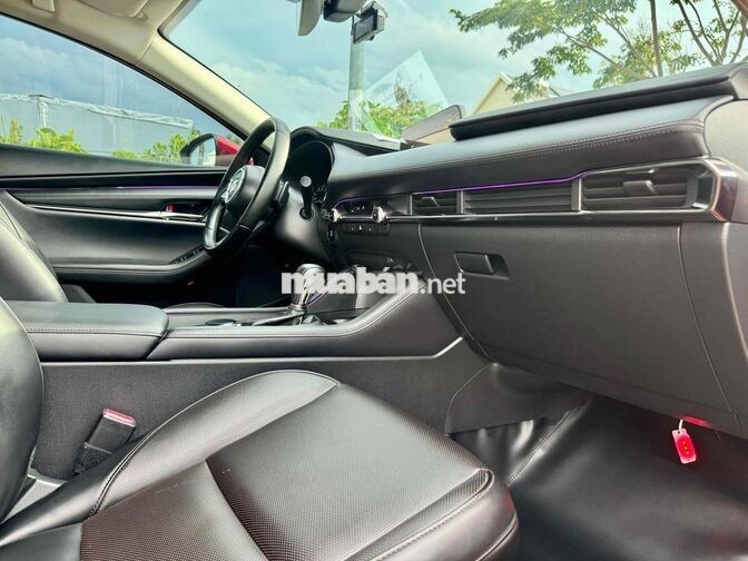 Mazda 3 1.5L Luxury 2024 Tự động 6 cấp Xăng Đỏ