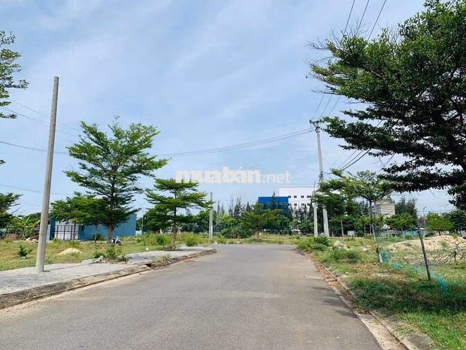 ✅Hạ Giá Bán Nhanh Lô 165,5m2 Ngang 7m Sát Vách FPT, Cách Biển 6P