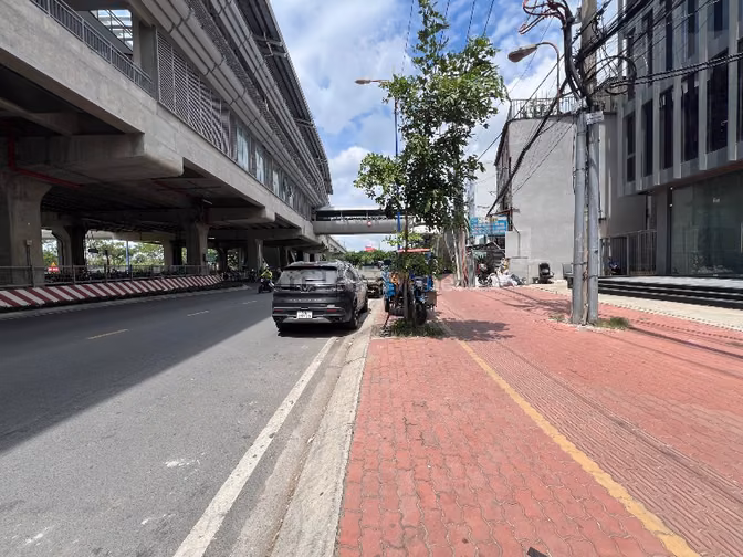 ✨ TOÀ NHÀ VĂN PHÒNG NGAY TRƯỚC MẶT CỔNG GA METRO THẢO ĐIỀN!!!