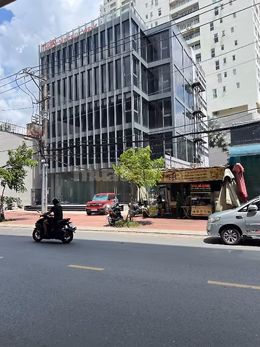 ✨ TOÀ NHÀ VĂN PHÒNG NGAY TRƯỚC MẶT CỔNG GA METRO THẢO ĐIỀN!!!