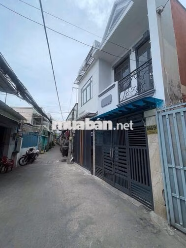 3,65 tỷ có nhà 2 tầng sát Phú Mỹ Hưng - Huỳnh Tấn Phát Hẻm 4m SHR