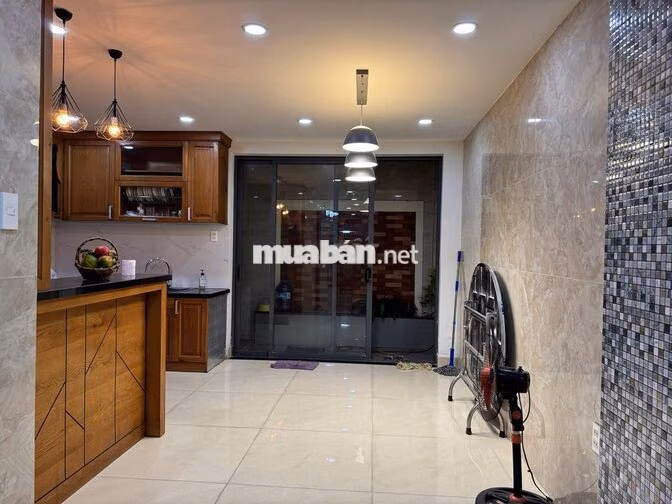 NHÀ MẶT TIỀN KDC, 5PN 4WC FULL NỘI THẤT, KHU VEN SÔNG, HIỆP BÌNH CHÁNH
