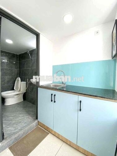 Phòng Gác cao-Ban công-2 cửa sổ siêu thoáng-Mặt tiền-Khu VIP Cityland