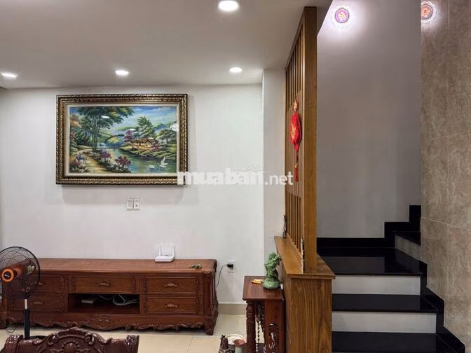 NHÀ MẶT TIỀN KDC, 5PN 4WC FULL NỘI THẤT, KHU VEN SÔNG, HIỆP BÌNH CHÁNH