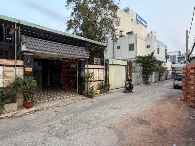 BÁN NHÀ MT TỈNH LỘ 10, P.BÌNH TRỊ ĐÔNG, Q.BT 15,5 TỶ