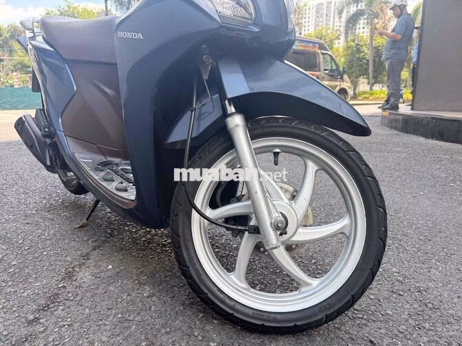 Vision 2019 xanh biển SG Chính Chủ Ký