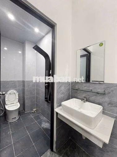 🏡Bán nhà lầu cổng 11 phường Phước Tân.CAM KẾT KHÔNG NGẬP NƯỚC.