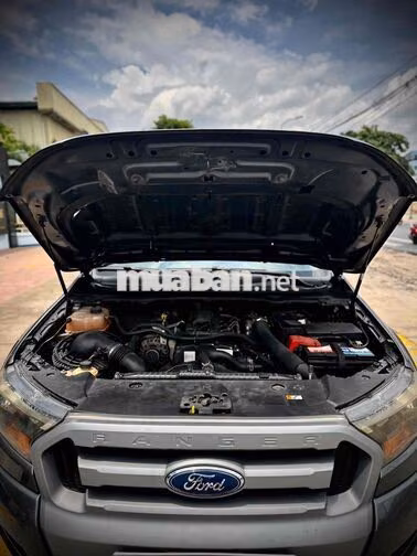 Ford Ranger XLS AT 2016 Tự động Xám 120000 km