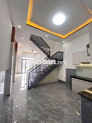 🏡Bán nhà lầu cổng 11 phường Phước Tân.CAM KẾT KHÔNG NGẬP NƯỚC.
