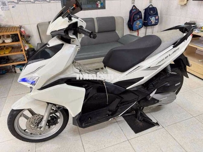 Airblade 2016 Trắng Chính Chủ Ký