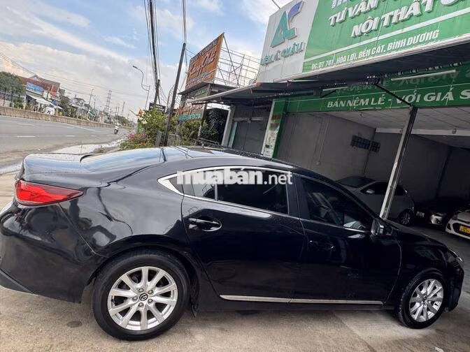 Mazda Mazda 6 Đen 5 chỗ Tự động