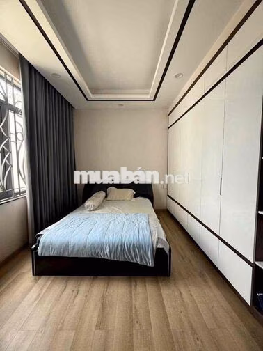 Cho thuê nhà full thất đg số 28 cách Aeon mall vài bước chân 5*20