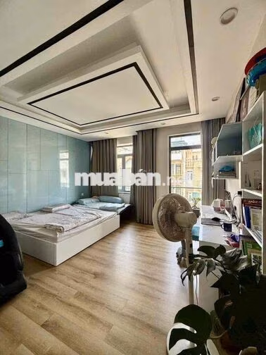 Cho thuê nhà full thất đg số 28 cách Aeon mall vài bước chân 5*20