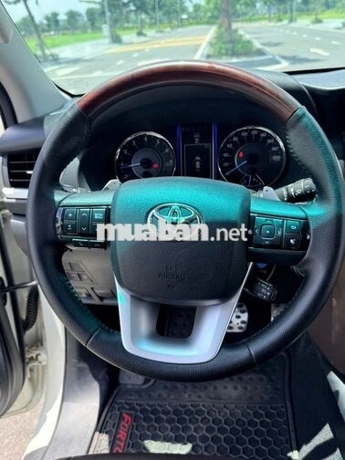 Toyota Fortuner 2017 2 cầu Trắng 67.000km