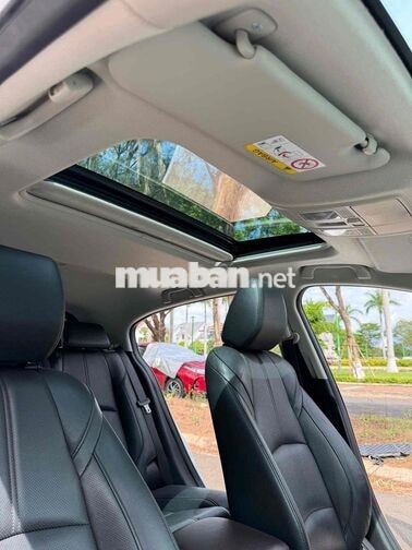 Mazda Mazda3 2018 57000km Trắng
