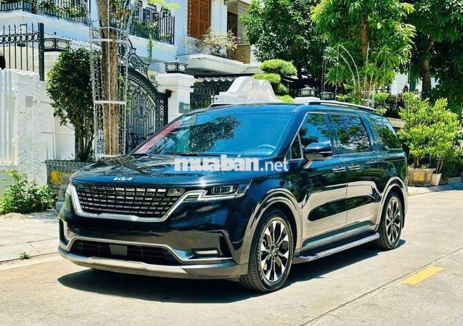 Kia Carnival Signature sản xuất 2023