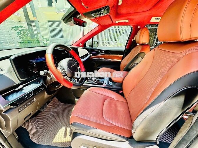 Kia Carnival Signature sản xuất 2023